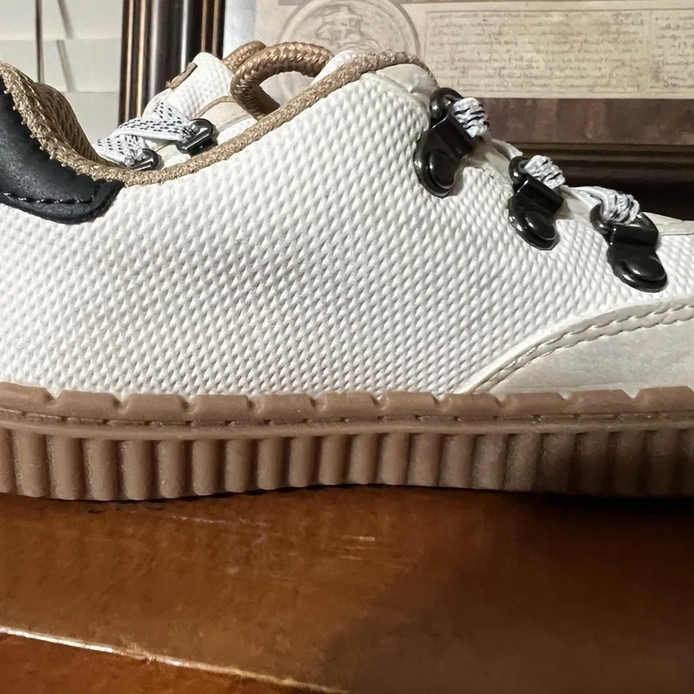 OshKosh • Canvas Slip-On Sneakers